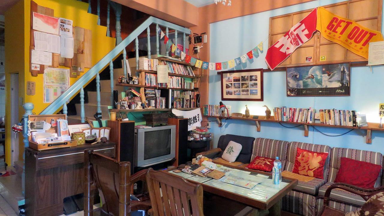 Dulan Groundnut Backpacker Hostel Donghe Exteriör bild