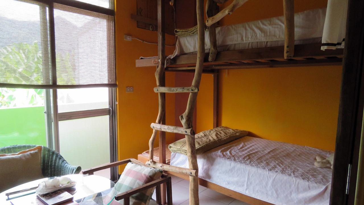 Dulan Groundnut Backpacker Hostel Donghe Exteriör bild